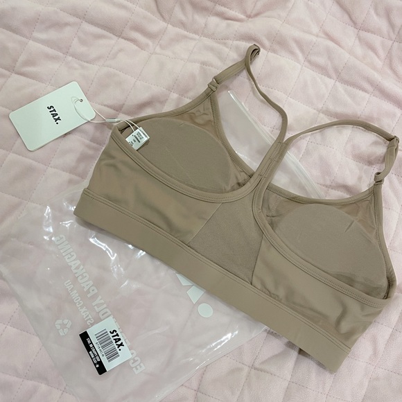 STAX CROP TOP - Picture 2 of 5